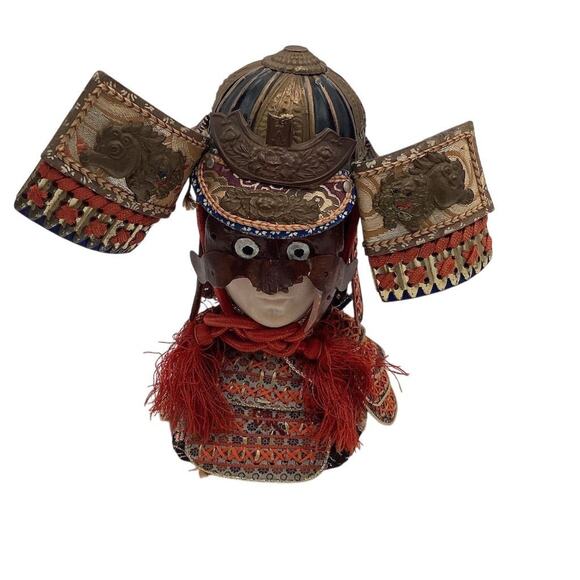 Vintage Japanese Samurai Doll with Kabuto Helmet Showa Era 9”Figure - Picture 1 of 13
